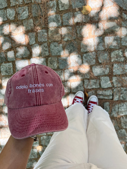 odeio bonés com frases
