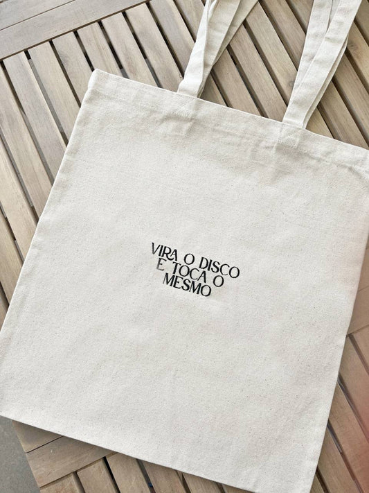 VIRA O DISCO E TOCA O MESMO